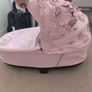 Cybex Priam Lux Carry Cot - Pale Blush Image 2