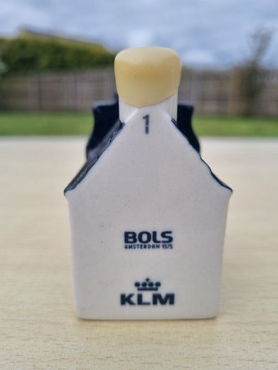 Ceramic miniature of KLM house number 1