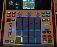 Akai MPC Sample Like New