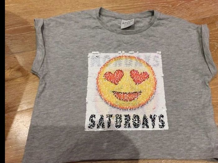 Girls Grey changeable Emoji T-shirt Age 11-12