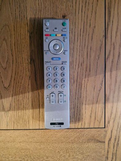 32 inch Sony Bravia [Has HDMI ports but not a Smart TV]