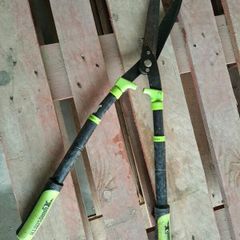 garden shears