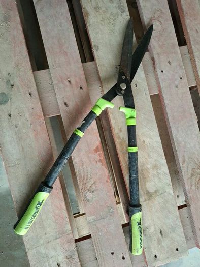garden shears