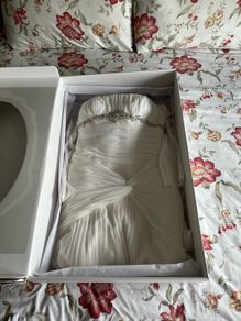 wedding dress