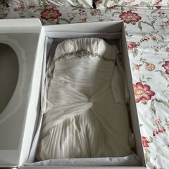 wedding dress