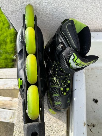 Kids No Fear rollerblades