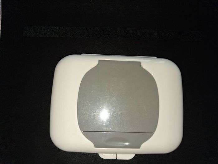 Only 1 Euro Each Picture!! - Brand New Storage Items - More To Be Added Tomorrow!!