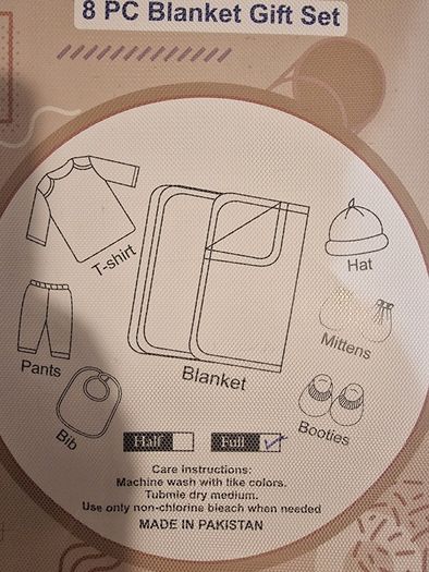 Brand New 8pc Baby Girl Gift Set - Pink Blanket & Clothes (NIB)