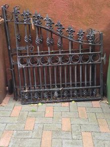cast iron gates. Each gate 107cm wide and 120cm in height