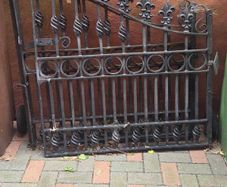 cast iron gates. Each gate 107cm wide and 120cm in height