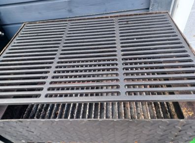 Charcoal bbq for sale