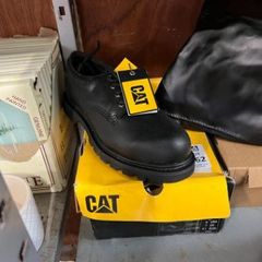 Caterpillar digger steel toe  shoes uk 7 new