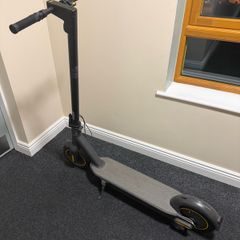 Electric scooter