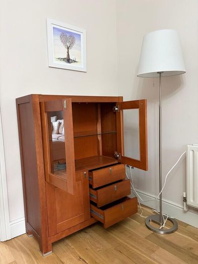 Display Cabinet