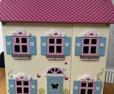 Doll's house
