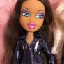 Bratz Dolls Dynamite Nevra + Cloe Image 2