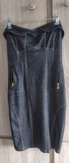 Redial Dress label size s. Never worn