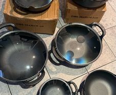 Cast Iron Skillets & Casserole Pots