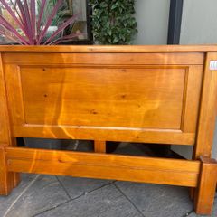 Extremely Solid 4Ft 6 Double Wooden Bed Frame - Can Deliver