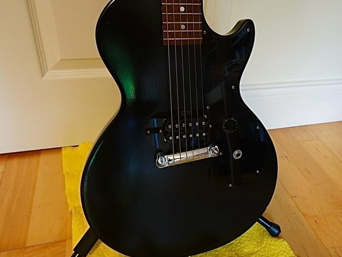 Gibson Guitar Electric Single Cut Melody Maker USA 2011  model for sale in Satin black.