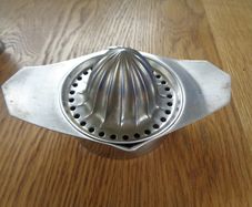 Stainless Steel Citrus Juice Squeezer for Sale