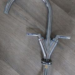 Kitchen taps