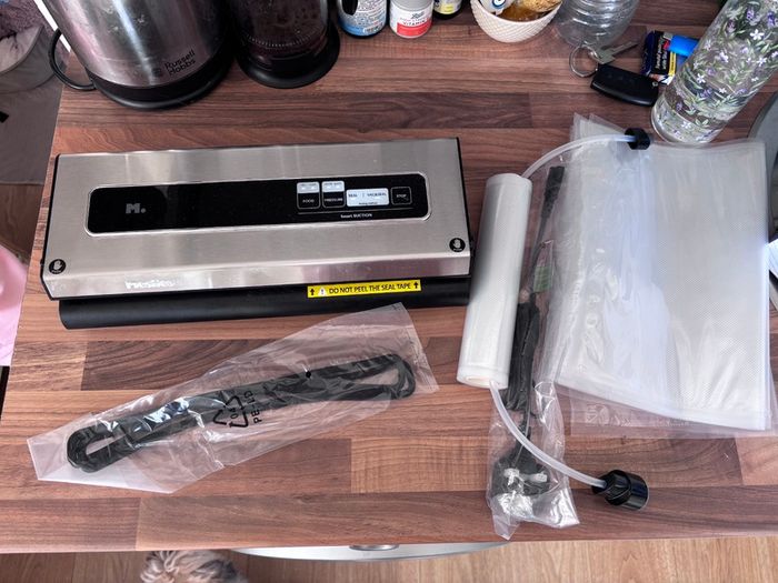 Mesliese vacuum sealer machine