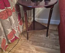 Occasional table