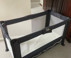 Baby Dash travel cot
