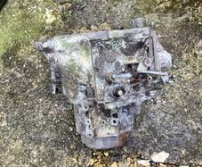 Gearbox for Reconditioned. Citroen Berlingo, Peugeot Partner, 1.6HDi Diesel Engine, with 5 speed gearbox (Suits 2010 - 2018 Models.)