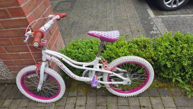 Girl bike
