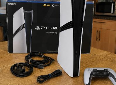 Ps5 Pro 2 terabytes (Boxed)