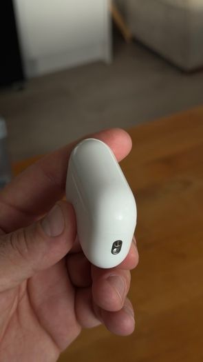 Apple AirPods Pro 2 original charging case