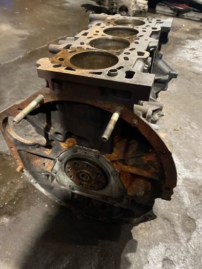 Trafic Vivaro Primastar 2.0 M9R Engine Block 538133