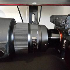 Sigma 105mm f1.4 Art + Sony A7III (no video record limit) + Godox V1 - Professional Portrait Kit - 2350 euro