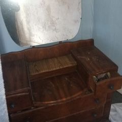 Dressing table