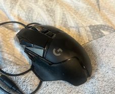 gaming mouse logitech G502 HERO