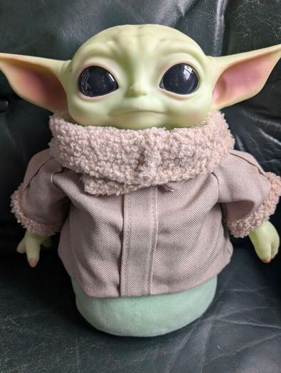 2 Star Wars Mandalorian Baby Yoda"s