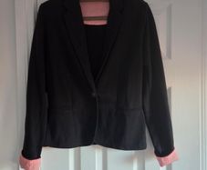 Black blazer with pink details, size 8