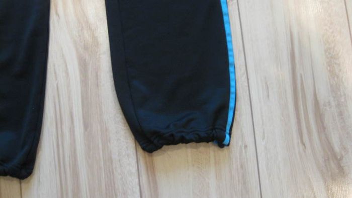 Adidas ladies/girls sports black & turquoise bottoms size 8 or extra small