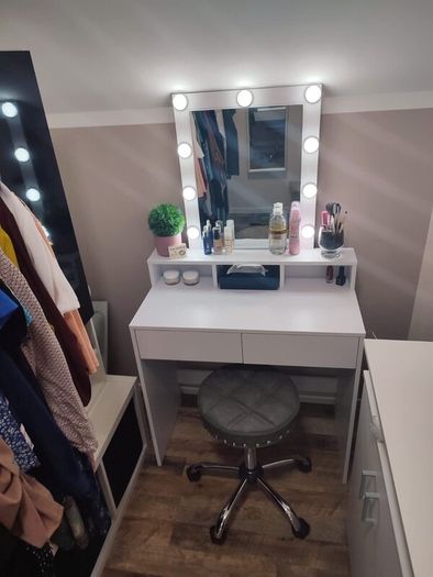 LED Dressing Table with Mirror and Bulbs Cosmetic Table with 2 Drawers and 3 Open Compartments