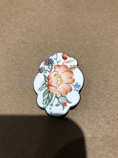 Brooch