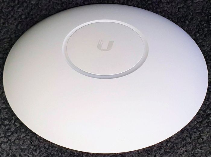 UniFi Wi-Fi Access Point - UAP-AC-PRO