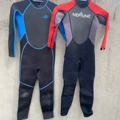 2 kids wetsuits grow from 1 into the other