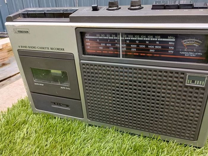 Ferguson 4 band radio