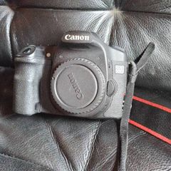 canon  50 d  body only battery included
