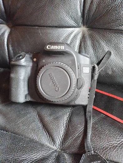 canon  50 d  body only battery included