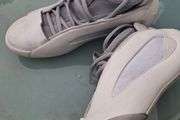 Adidas Harden Volume 8