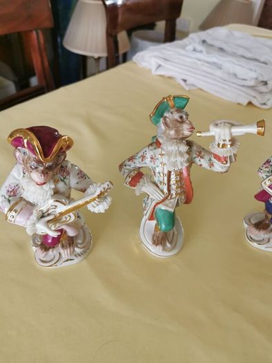 Irish Dresden Monkey Musicians (6)
