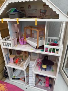 doll house